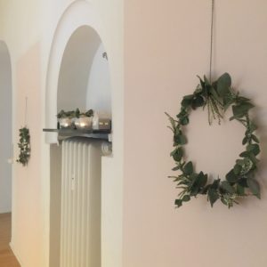 DIY Kränze und Teelichter mit Erika und Eukalyptus