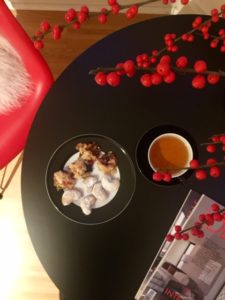 Weihnachtsbäckerei: Vanillekipferl und normale oder vegane Florentiner