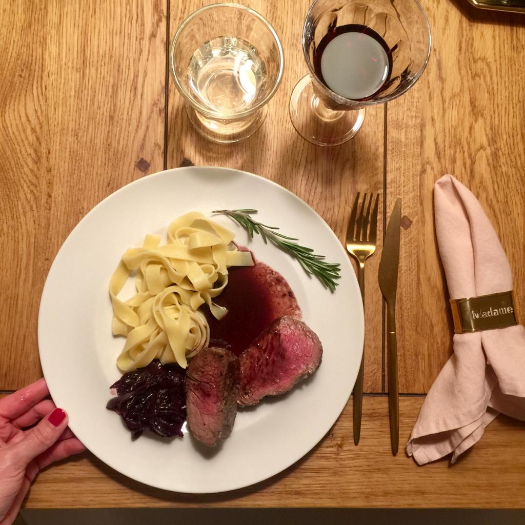 Rinderfilet Zwiebeln Solnia Wein