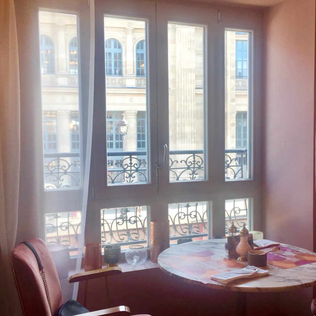 25 hours Paris